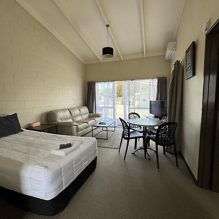 Fountain Court Motel Tauranga Esterno foto