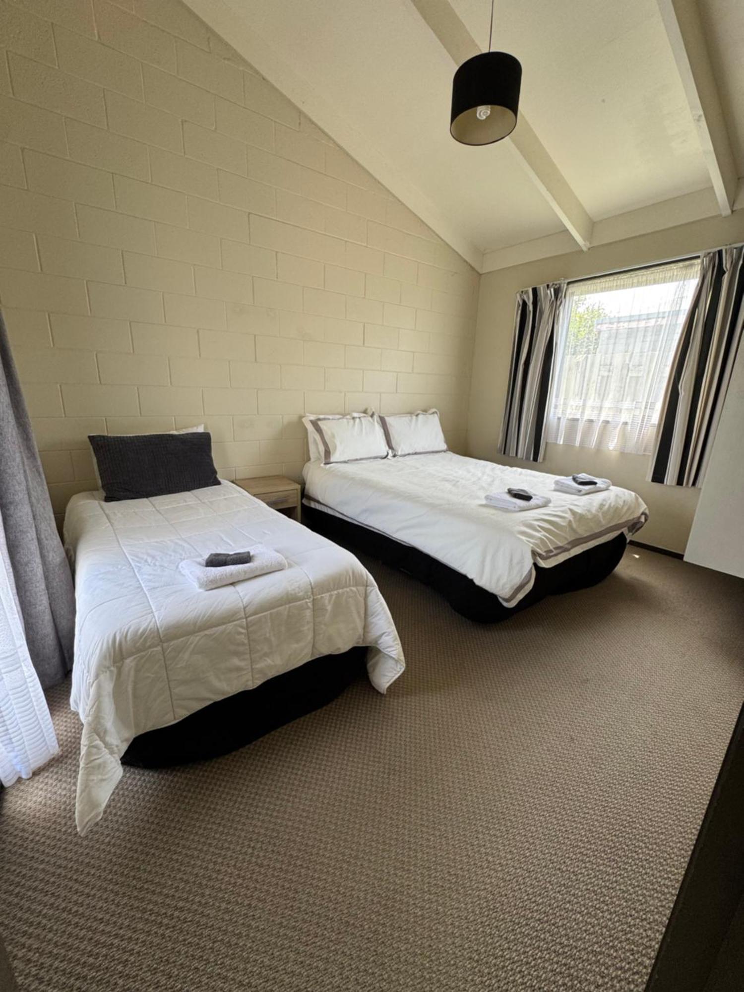 Fountain Court Motel Tauranga Esterno foto
