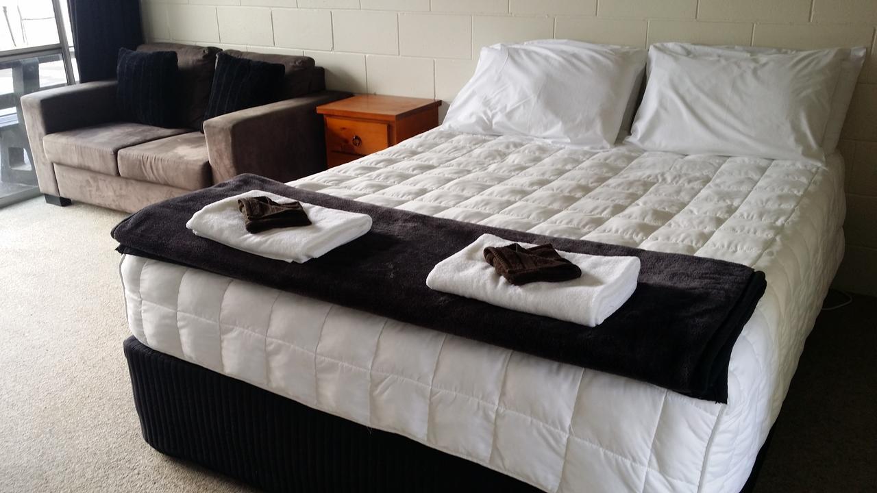 Fountain Court Motel Tauranga Esterno foto