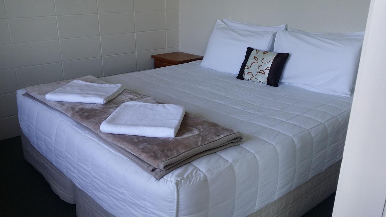 Fountain Court Motel Tauranga Esterno foto