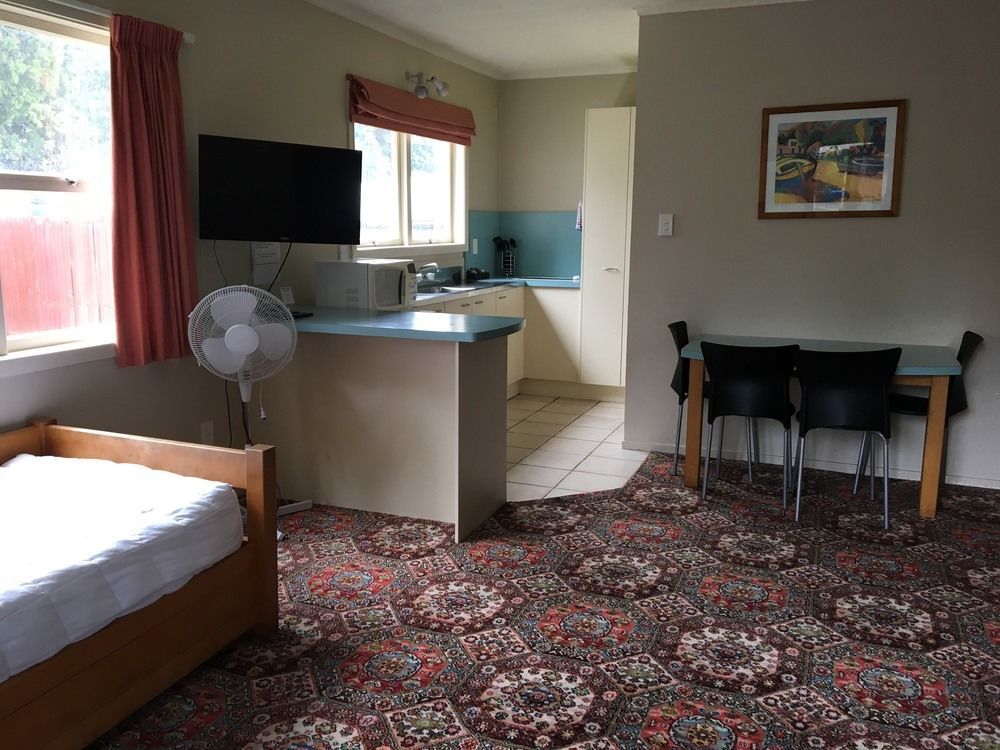 Fountain Court Motel Tauranga Esterno foto