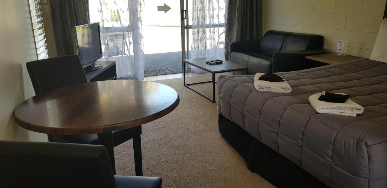 Fountain Court Motel Tauranga Esterno foto